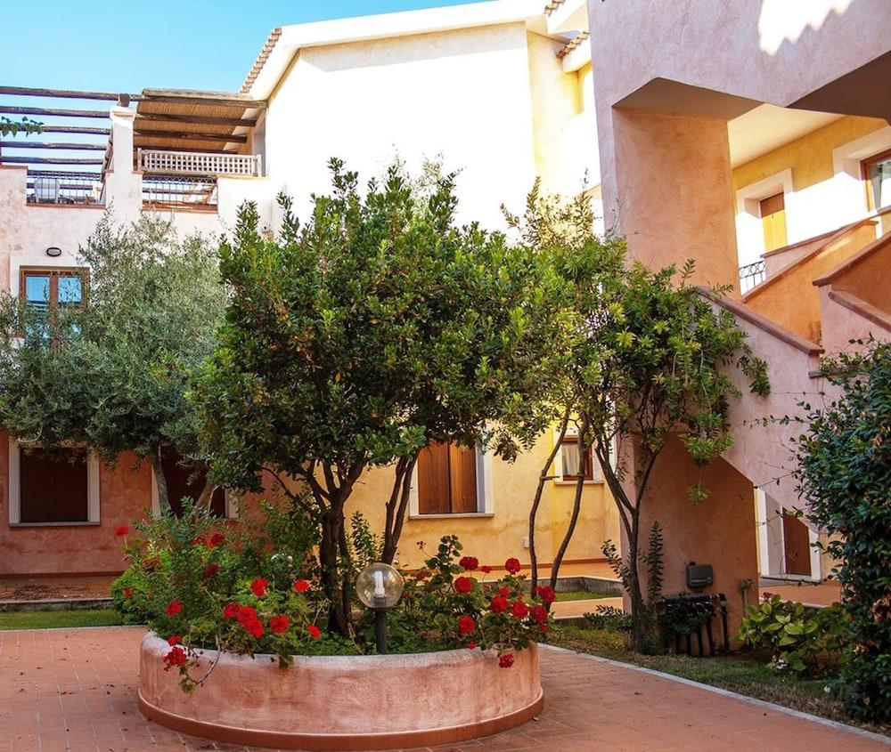 Residence Olimpo Santa Teresa Gallura Exterior foto