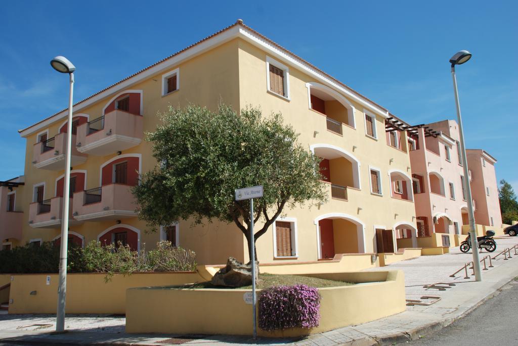 Residence Olimpo Santa Teresa Gallura Habitación foto
